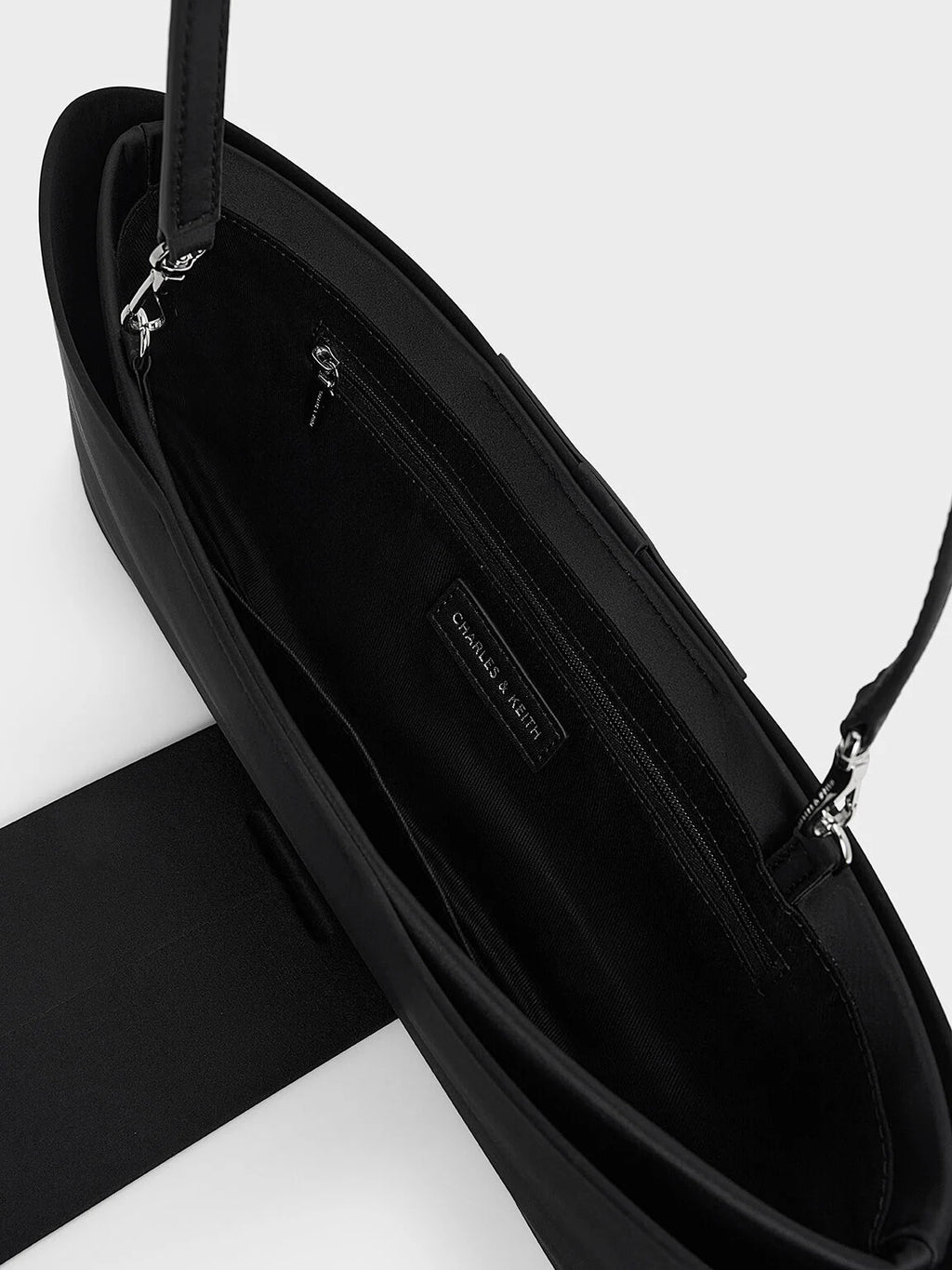 Satin Bow Elongated Shoulder Bag Noir